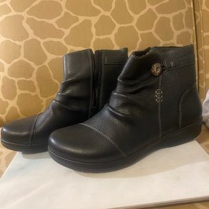 Clark black boots